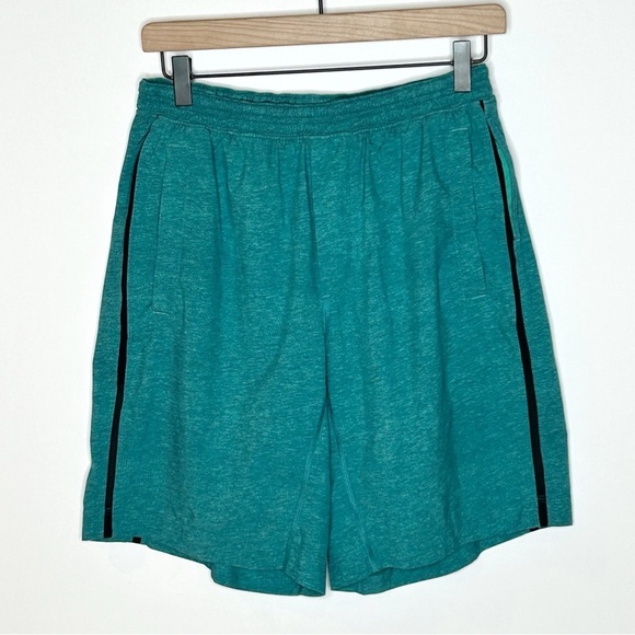 Lululemon Run: Response Short Medium Teal - Picture 1 of 9